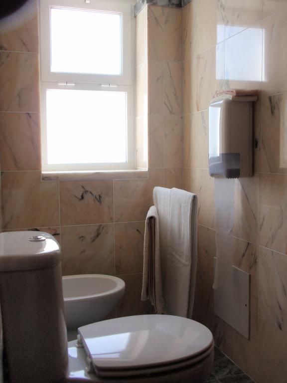 "O Viajante" Low Cost Hotel Estremoz Zimmer foto
