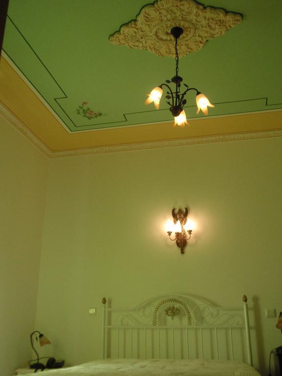 "O Viajante" Low Cost Hotel Estremoz Zimmer foto